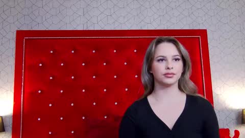 Elsa Jean online show from November 2025 03:12:01 AM