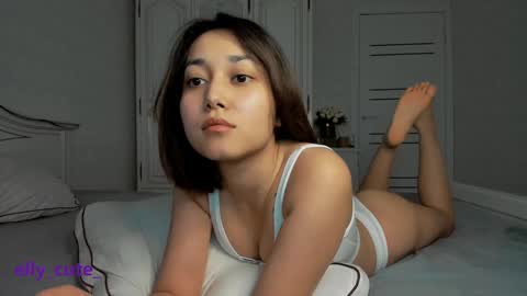 Elly Cute  online show from February 2025 09:30:01 AM