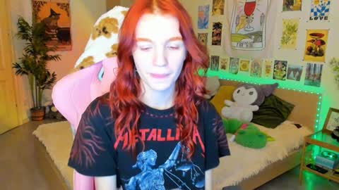 Snapshot of elly_milas chatting on January 2025 11:31:02 AM Elly     Fansly  online show from January 2025 11:31:02 AM