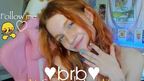 Snapshot of elly_milas chatting on October 2025 07:40:02 AM Elly     Fansly  online show from October 2025 07:40:02 AM