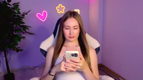  Elly  online show from July 2026 03:22:02 AM