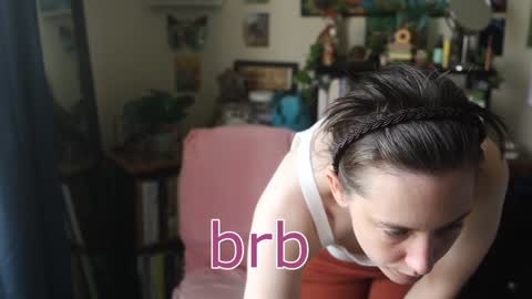 Elly Naomi online show from September 2025 04:30:02 PM