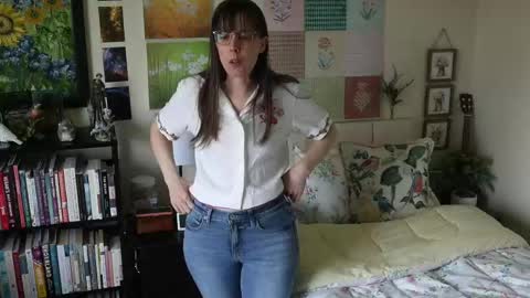 Snapshot of ellynaomi chatting on May 2026 05:18:01 PM Elly Naomi online show from May 2026 05:18:01 PM