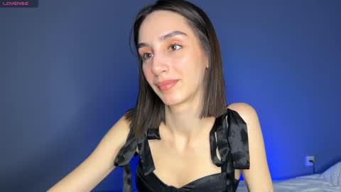 Snapshot of ellzabeth_ellison chatting on February 2025 04:00:01 PM Im online Fri Sun Mon Tue Thu Fri Sat3 from 1000 online show from February 2025 04:00:01 PM