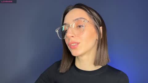 Snapshot of ellzabeth_ellison chatting on February 2025 05:42:02 AM Im online Fri Sun Mon Tue Thu Fri Sat3 from 1000 online show from February 2025 05:42:02 AM