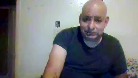 elmario24 online show from October 2025 09:08:01 AM