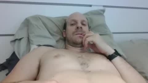 Mati Restrepo online show from March 2026 11:55:01 PM