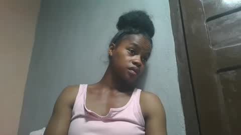 Snapshot of elodie228680 chatting on April 2026 05:36:02 AM elodie228680 online show from April 2026 05:36:02 AM