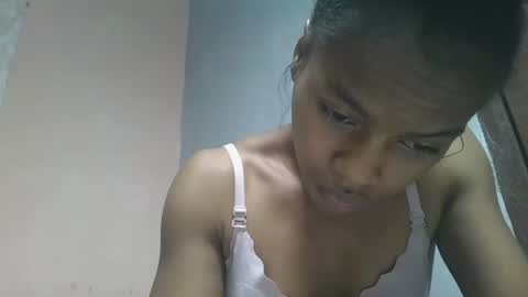 Snapshot of elodie228680 chatting on May 2026 03:22:01 AM elodie228680 online show from May 2026 03:22:01 AM