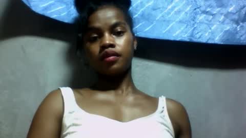 Snapshot of elodie228680 chatting on June 2026 07:04:02 PM elodie228680 online show from June 2026 07:04:02 PM