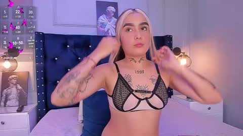 Elodie  online show from January 2025 02:26:01 PM