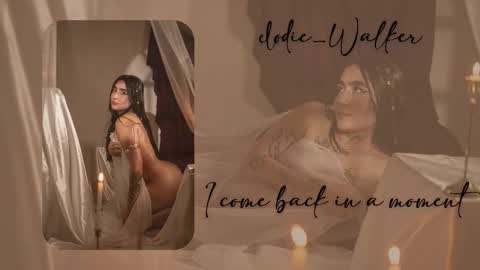 Elodie  online show from October 2025 12:05:01 PM