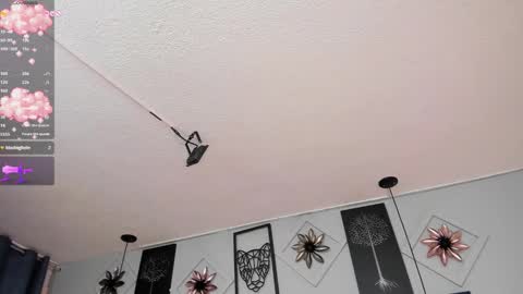 Elodie  online show from March 2026 12:01:01 AM