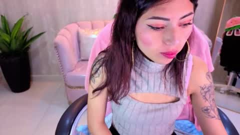 Elody  online show from November 2025 03:10:02 AM