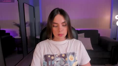 ELOISA OLIVERO online show from September 2025 07:15:02 PM