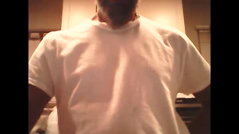 Snapshot of elparador chatting on January 2025 01:05:02 AM El Parador online show from January 2025 01:05:02 AM