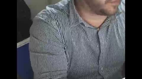 elpeladilla online show from November 2025 03:16:02 AM