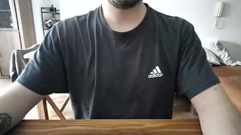 Snapshot of elriclust chatting on March 2026 12:22:01 PM elriclust online show from March 2026 12:22:01 PM