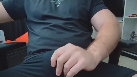 alexgarg online show from November 2025 07:36:02 PM