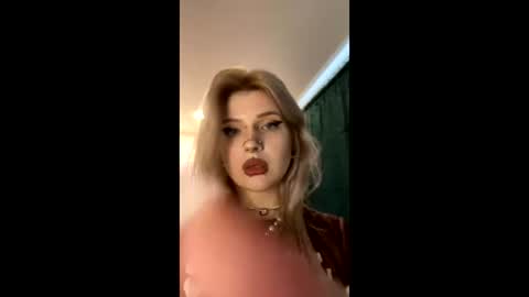 Ciri online show from April 2026 07:44:01 AM