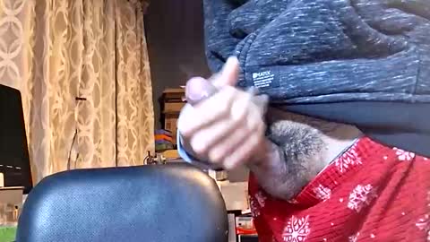 Snapshot of elvergg1 chatting on December 2025 09:47:02 AM elvergg1 online show from December 2025 09:47:02 AM