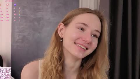 Snapshot of elvyrose chatting on November 2025 02:21:02 AM Alex online show from November 2025 02:21:02 AM