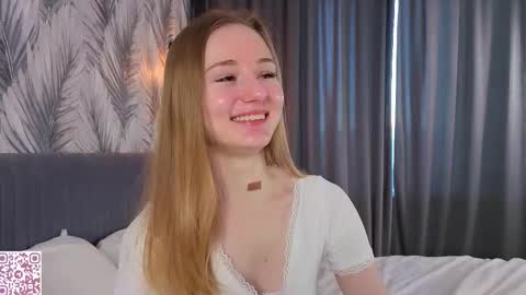 Snapshot of elvyrose chatting on February 2026 04:38:01 AM Alex online show from February 2026 04:38:01 AM