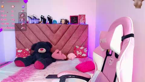 ely_w1 online show from May 2026 11:24:01 PM
