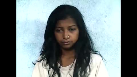 Snapshot of elynah195043 chatting on June 2026 08:42:01 AM elynah195043 online show from June 2026 08:42:01 AM