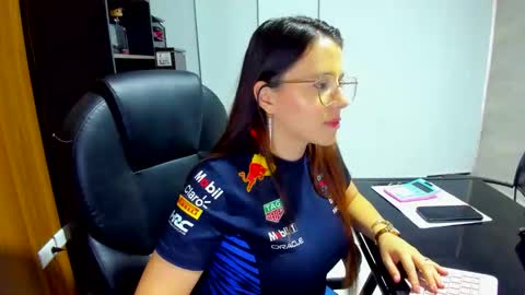 Estefany Martinez Acua INSTAGRAM ema 04oficial online show from December 2025 09:43:02 PM