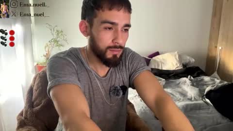 Snapshot of emanuell___ chatting on May 2026 08:29:01 PM emanuell___ online show from May 2026 08:29:01 PM