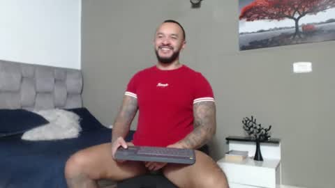 Snapshot of emanuelspencer chatting on July 2026 06:54:02 PM emanuelspencer online show from July 2026 06:54:02 PM