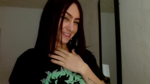 Snapshot of ember57607 chatting on February 2025 12:46:02 PM ember57607 online show from February 2025 12:46:02 PM