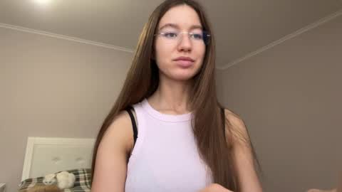 Alina online show from June 2026 12:07:02 PM