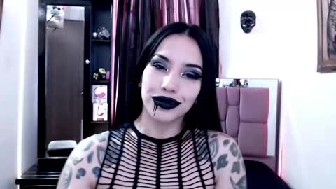 Emerald Black online show from December 2024 11:18:01 AM