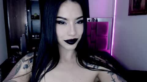 Emerald Black online show from February 2026 05:06:01 AM
