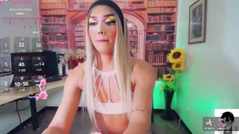 Emeli online show from September 2025 10:59:01 AM