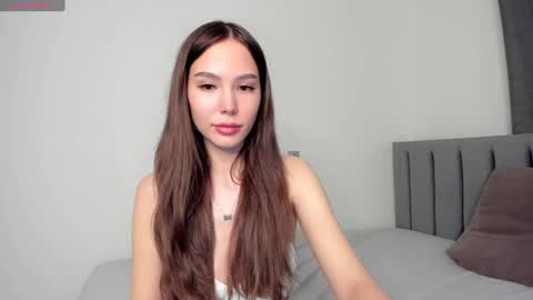 Snapshot of emelia_fox chatting on December 2024 06:32:02 PM Emmy the sly little fox HTP is open an unforgettable show awaits you. I undress in private online show from December 2024 06:32:02 PM