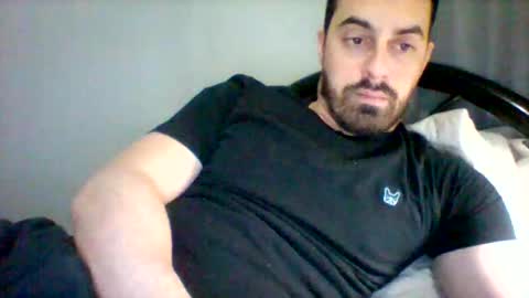 emgee88 online show from April 2026 07:42:01 PM