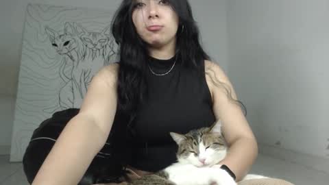 Antonella  online show from November 2025 11:37:01 PM