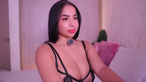    online show from November 2025 03:33:02 PM