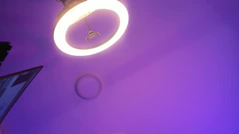   online show from September 2025 03:17:02 AM