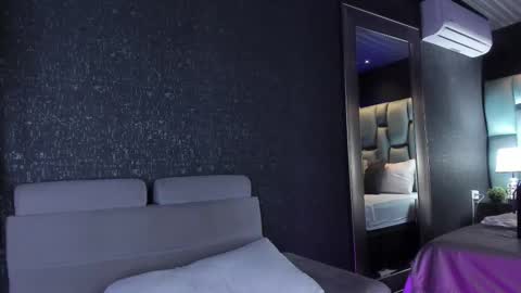 Emily  online show from February 2026 07:34:02 PM