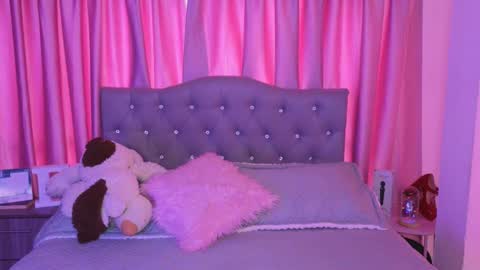 Emily online show from October 2025 02:57:02 PM