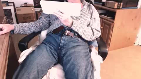 Snapshot of emil_karpo chatting on February 2026 03:55:01 PM Terrance1st online show from February 2026 03:55:01 PM