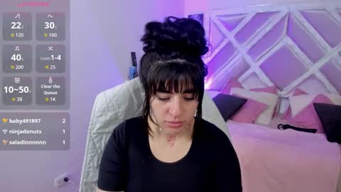 emilayton_ online show from September 2025 09:20:01 PM