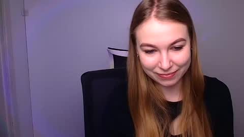 Emilia online show from January 2025 08:22:01 AM