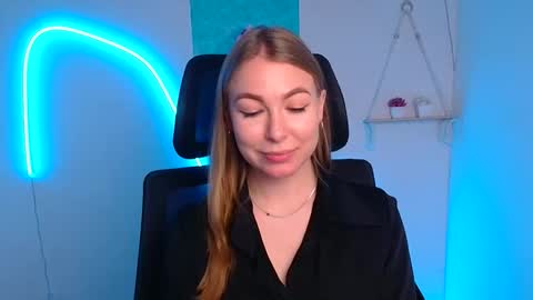 Emilia online show from January 2026 12:31:01 PM