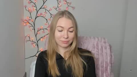 Emilia online show from January 2026 06:48:01 AM