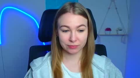 Emilia online show from February 2026 06:31:01 AM